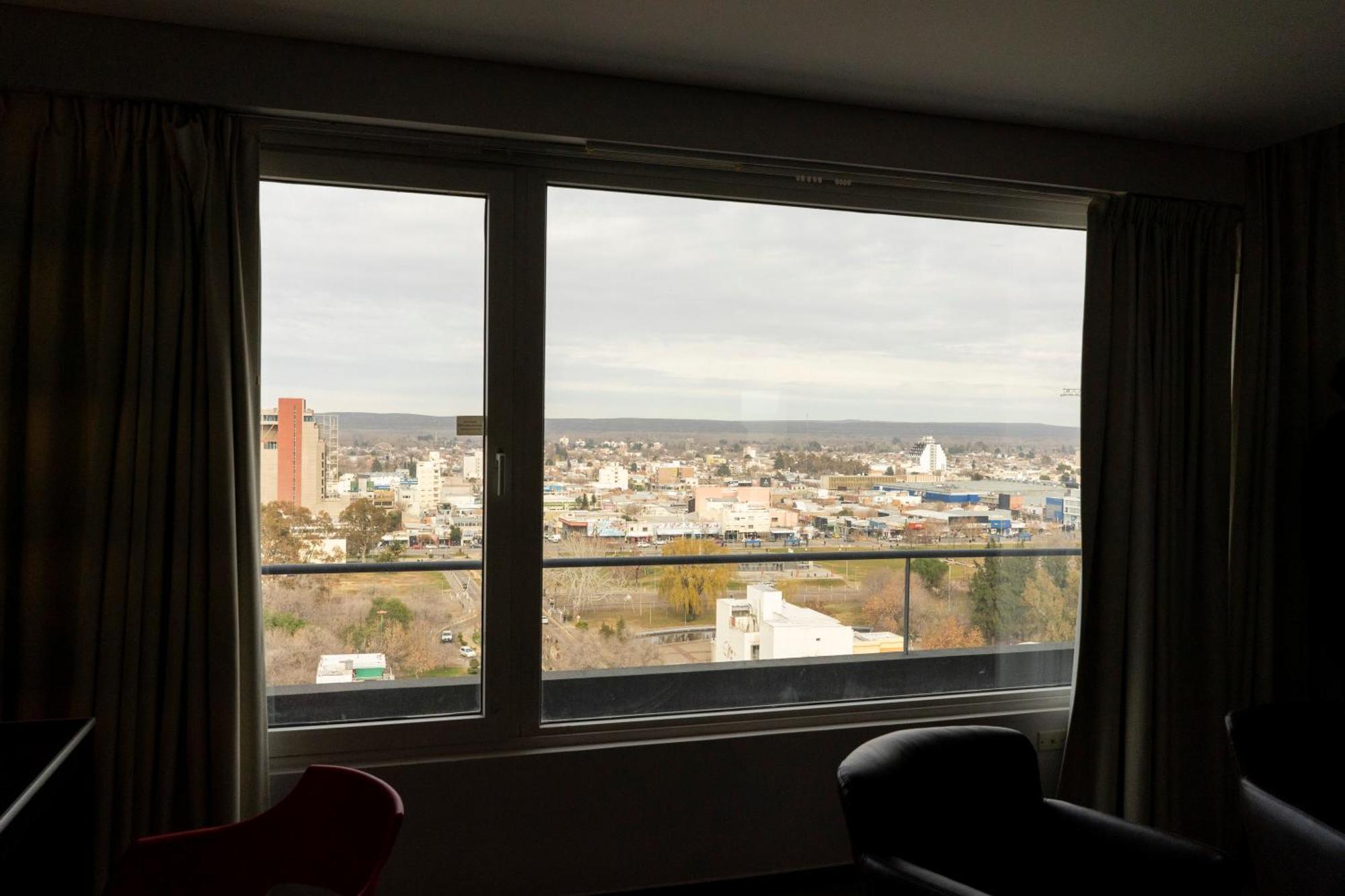 Hotel Neu 354 Neuquén Екстериор снимка